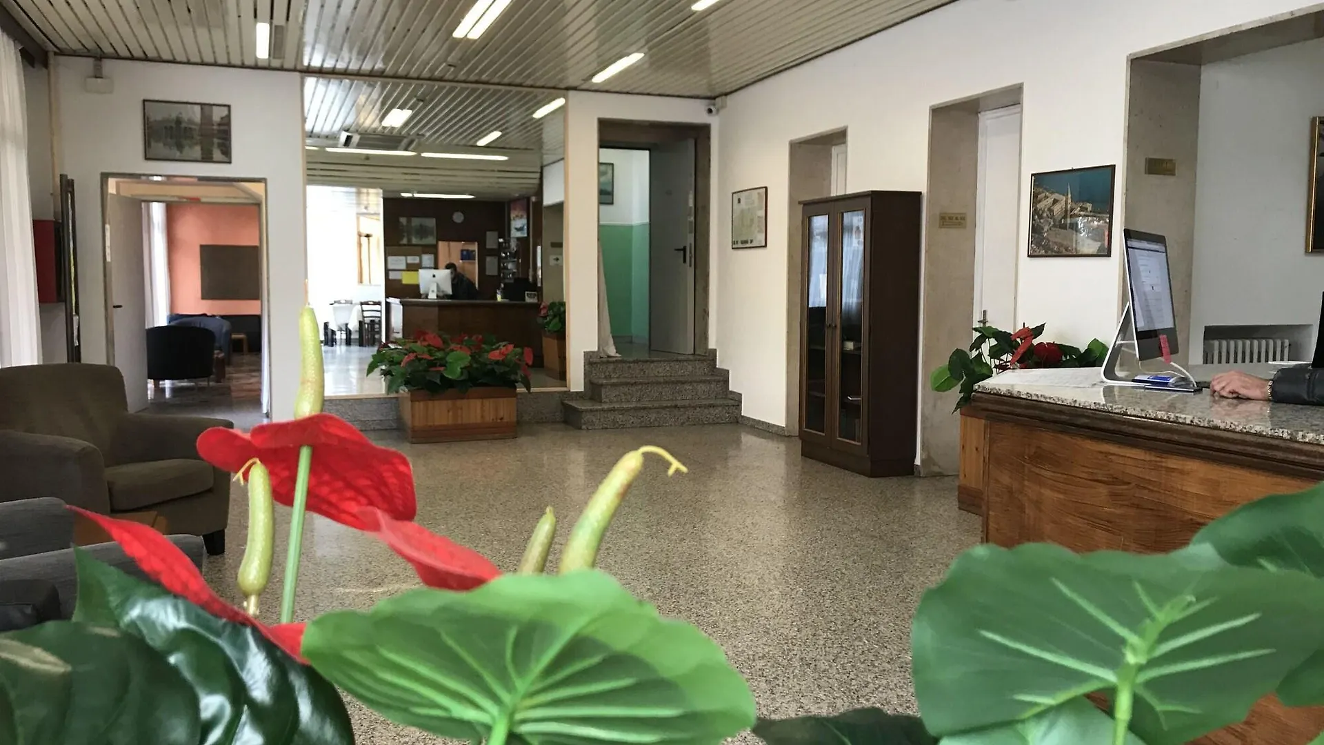 Hotel Colombo Маргера 3*,