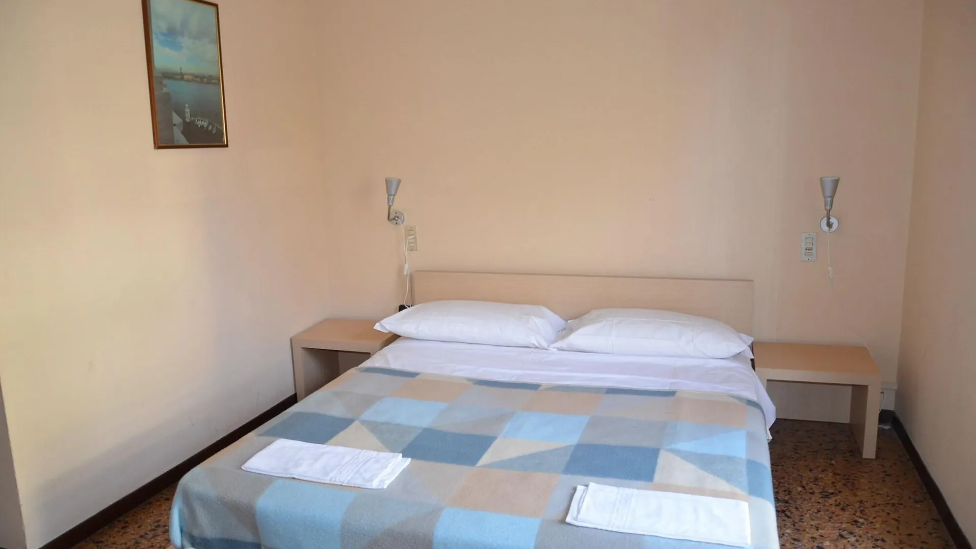 Hotel Colombo Маргера