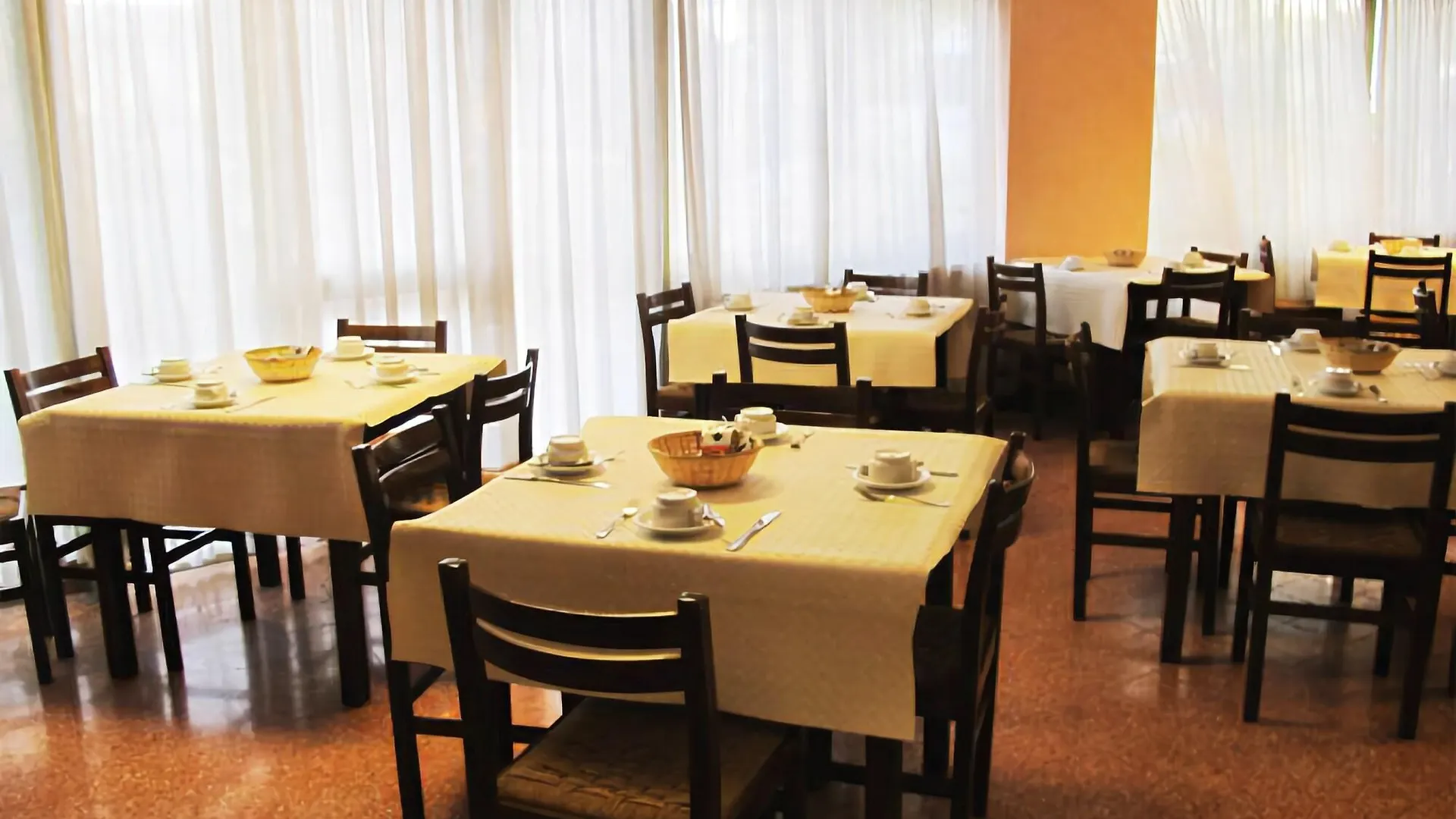 Hotel Colombo Маргера