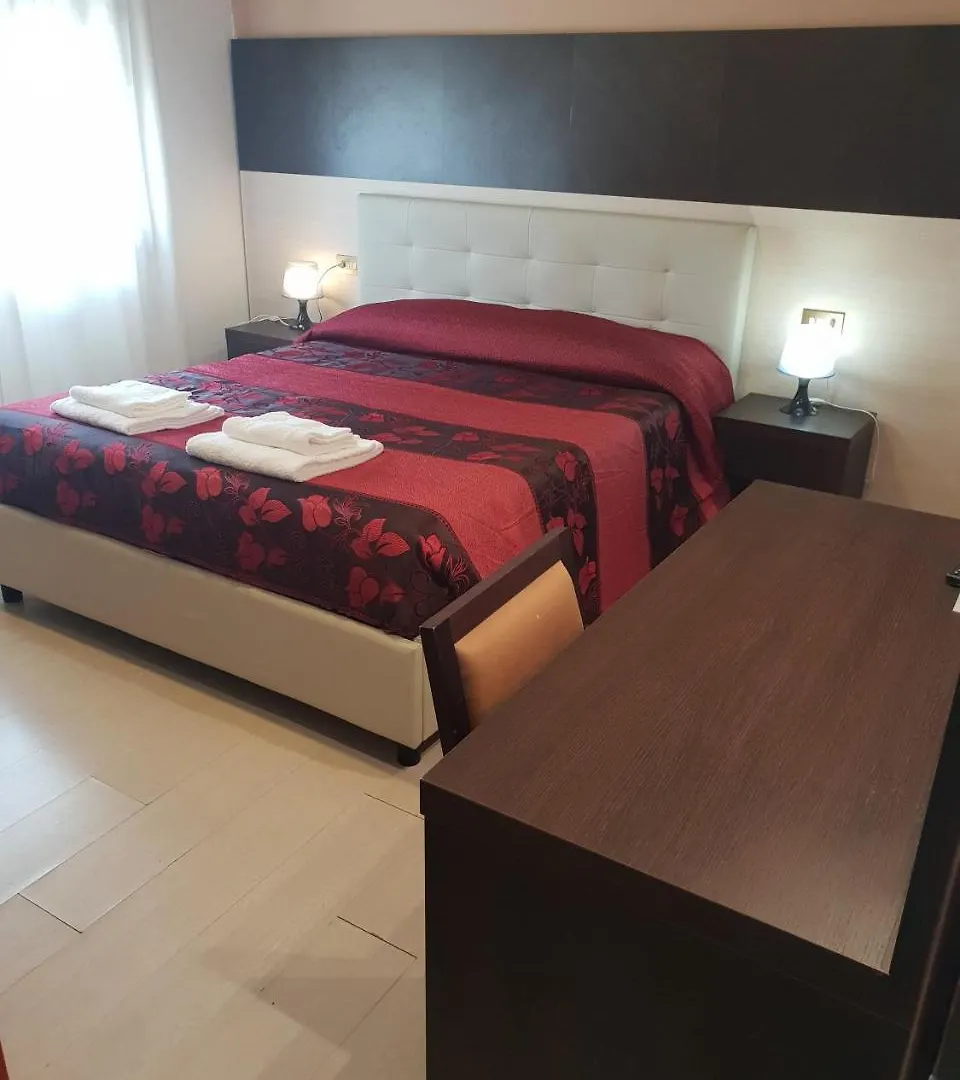 Hotel Colombo Маргера