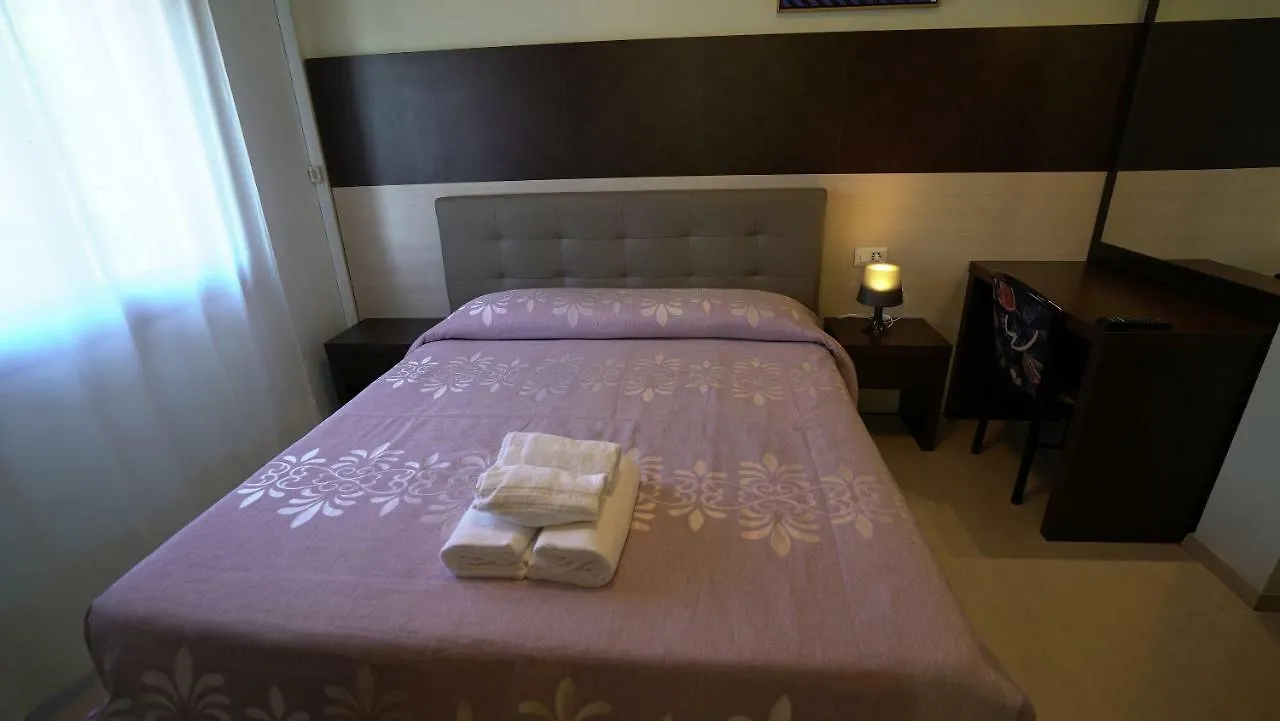 Hotel Colombo Маргера